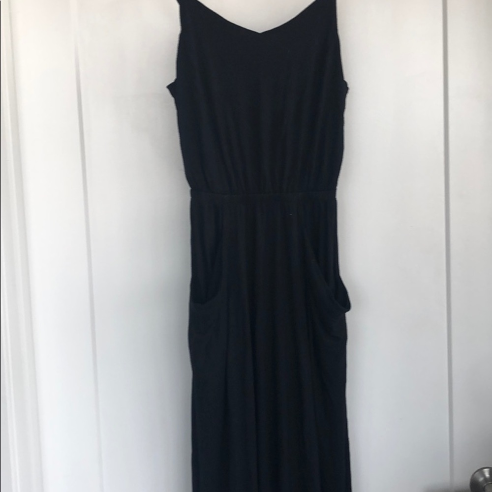 Black maxi dress with pockets